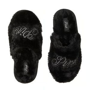 PINK Victoria's Secret Faux Fur Closed Toe Bling Logo Slippers.